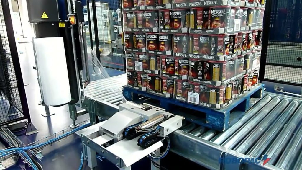 Envolvedoras automáticas vs semiautomáticas para pallets